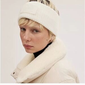 Coach winter cable knit headband